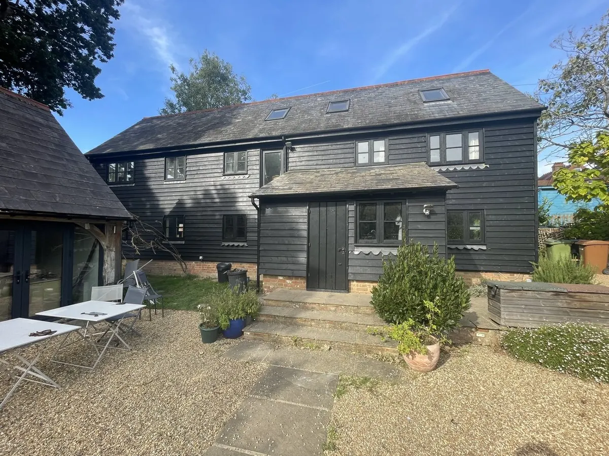 Grey weatherboard finish